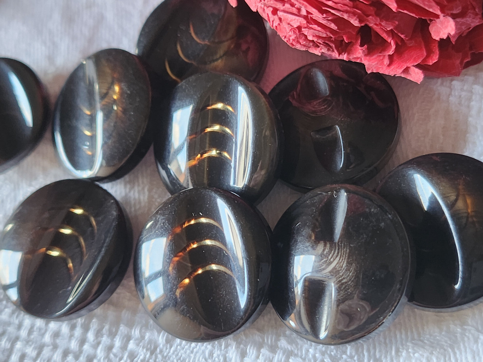 Lot 8 boutons vintage marron avec inclusion doré 2,2 cm pied ref 3142