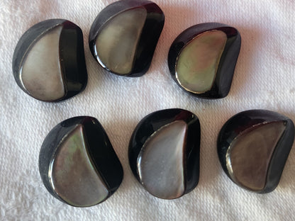 Lot 6 boutons anciens coeur en nacre originaux 1,9 cm ref 6165