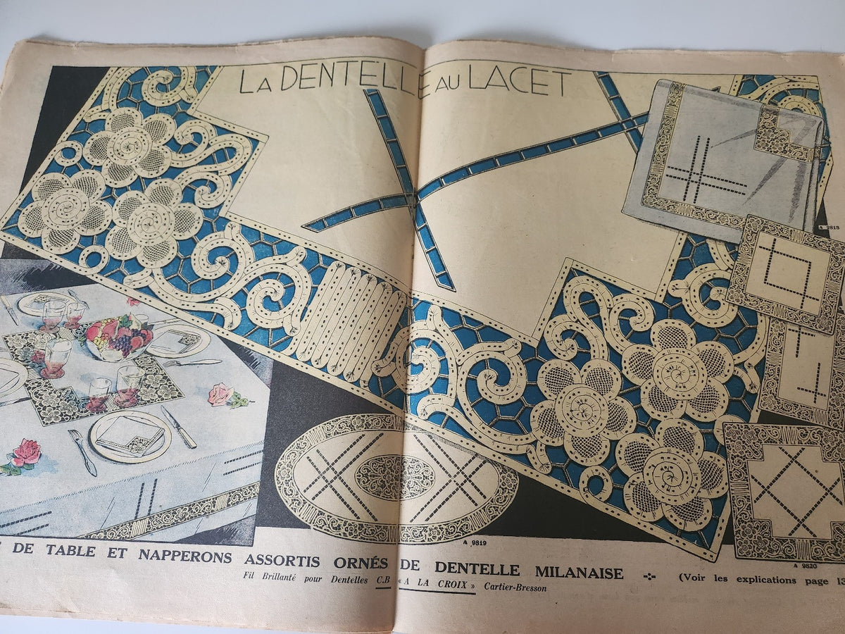 Mon ouvrage 1938 n°372 cartonnier decor Alsacien burmous  dentelle