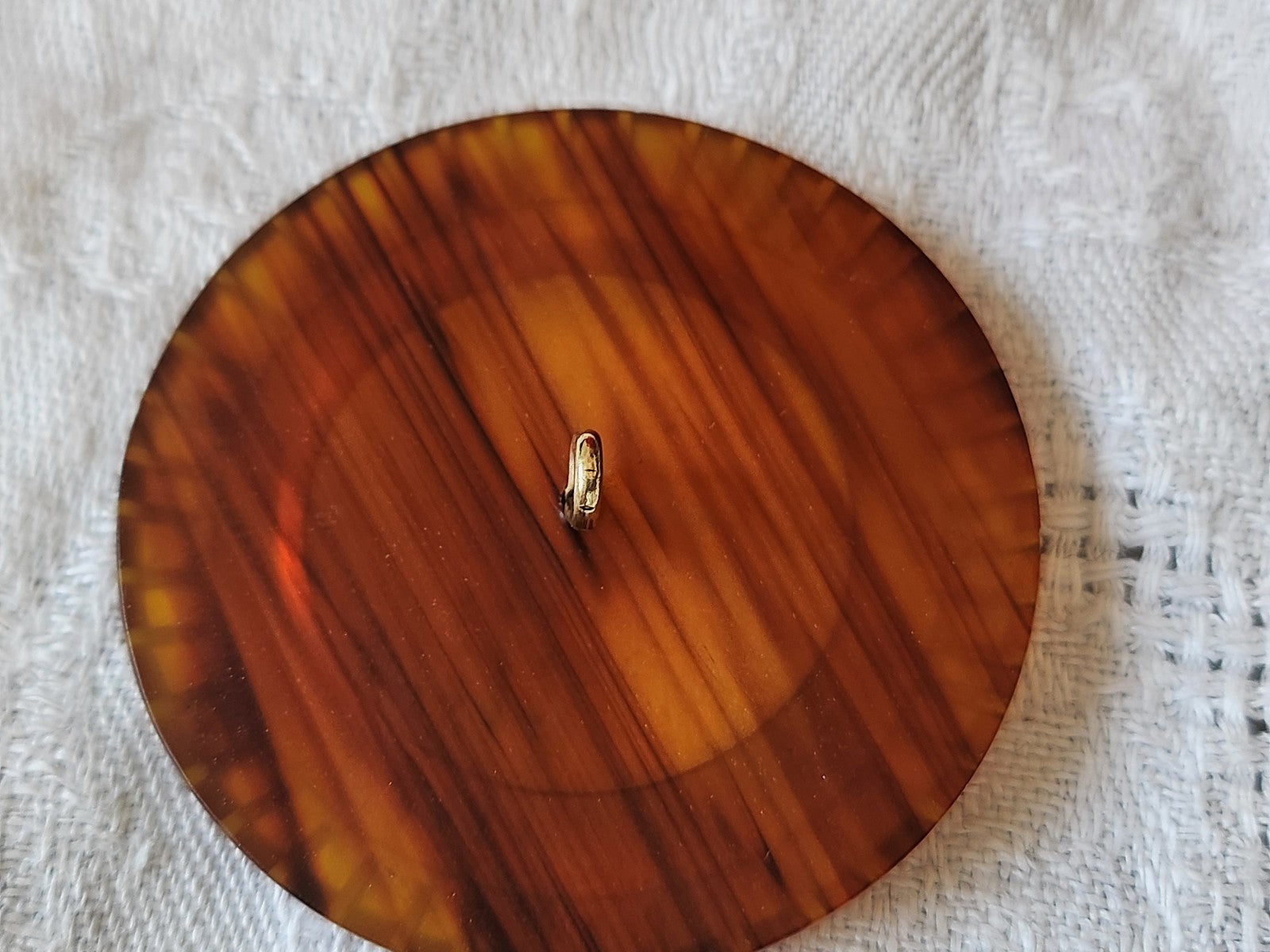 Enorme bouton ancien ecaille roux superbe 4,3 cm G18K