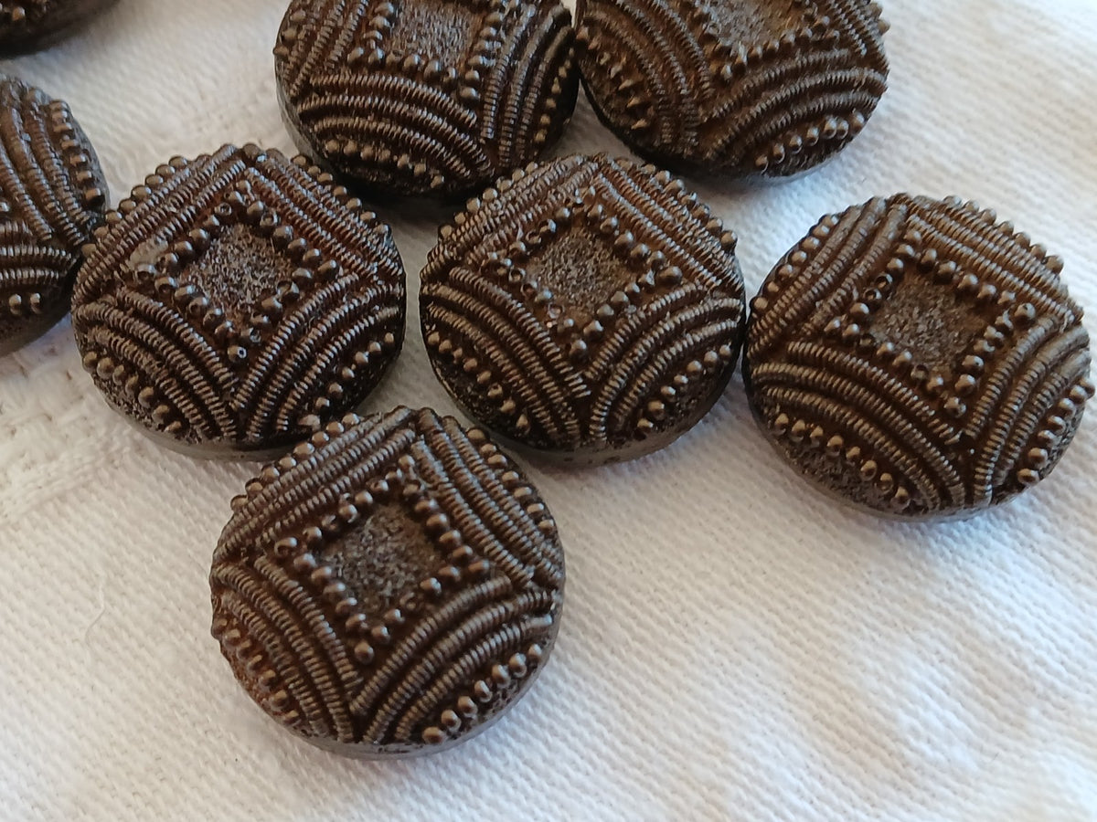 Lot 6 boutons vintage en résine marron effet perlé  1,8 cm 18 mm pied ref 6457