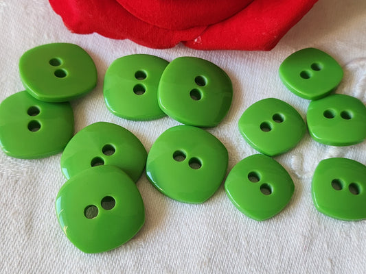 Lot 12 boutons vintage vert pomme granny panaché 1,7 et  2,1 cm ref 1921