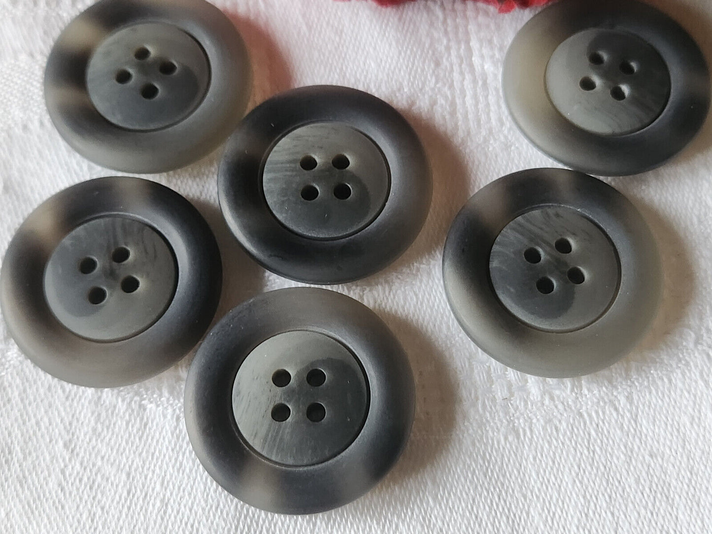 Lot 6 gros boutons vintage gris mat camaieu 3 cm trous ref 1218