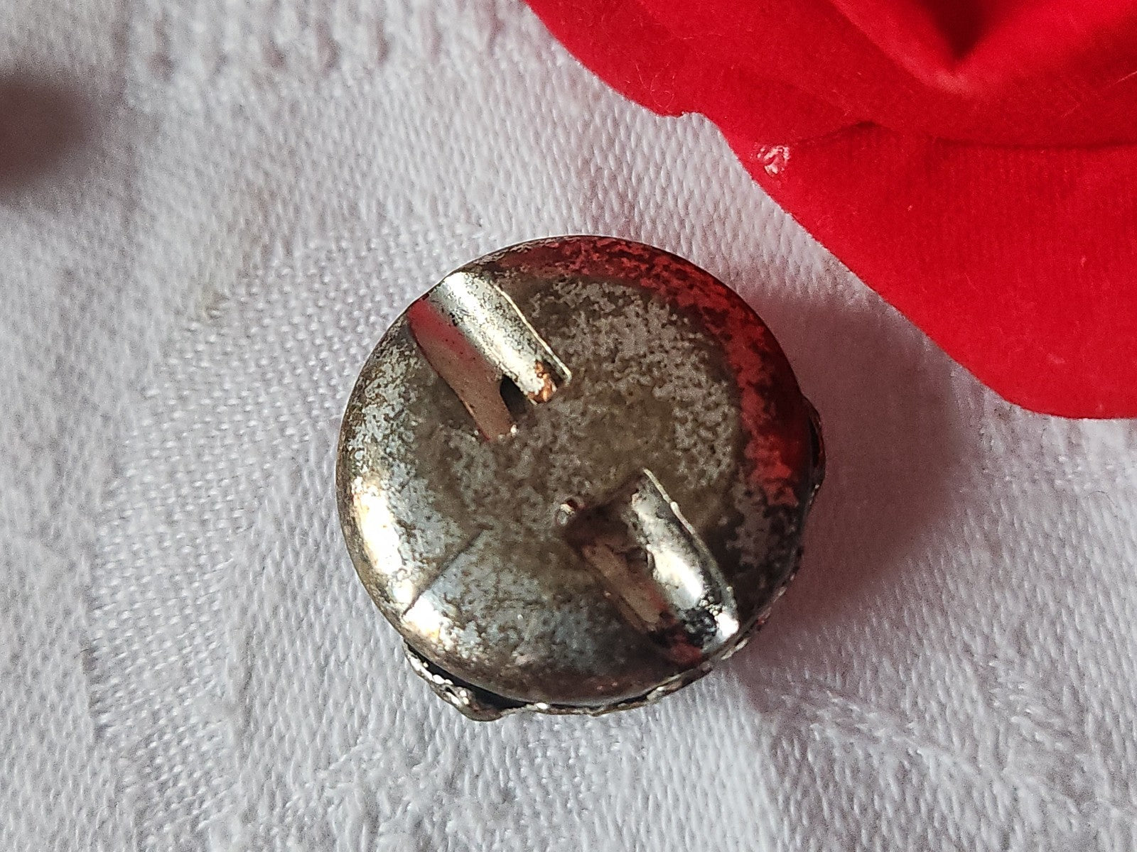 Collection bouton en résine argenté perle bleu vintage pied 2,4 cm refr 1401
