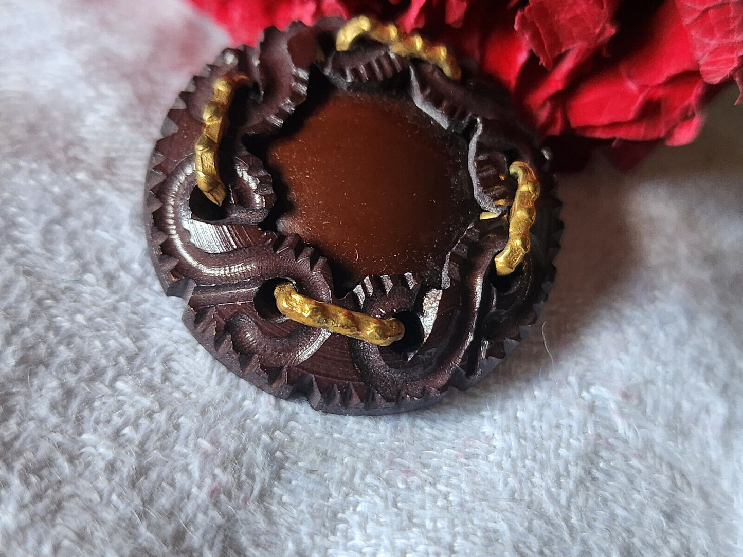 Collection gros bouton ancien marron avec"agrafes" en 2 parties 2,6 cm ref 5803