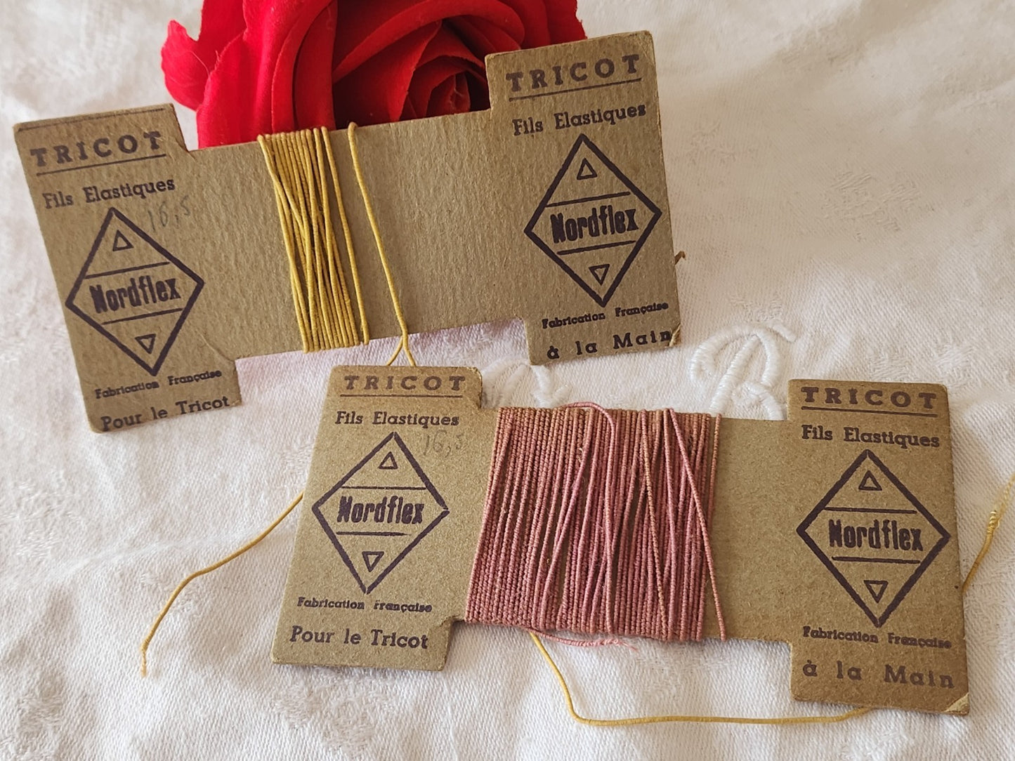 Collection mercerie ancienne lot  2 carte fil nordflex tricot jaune/rose  T2-1
