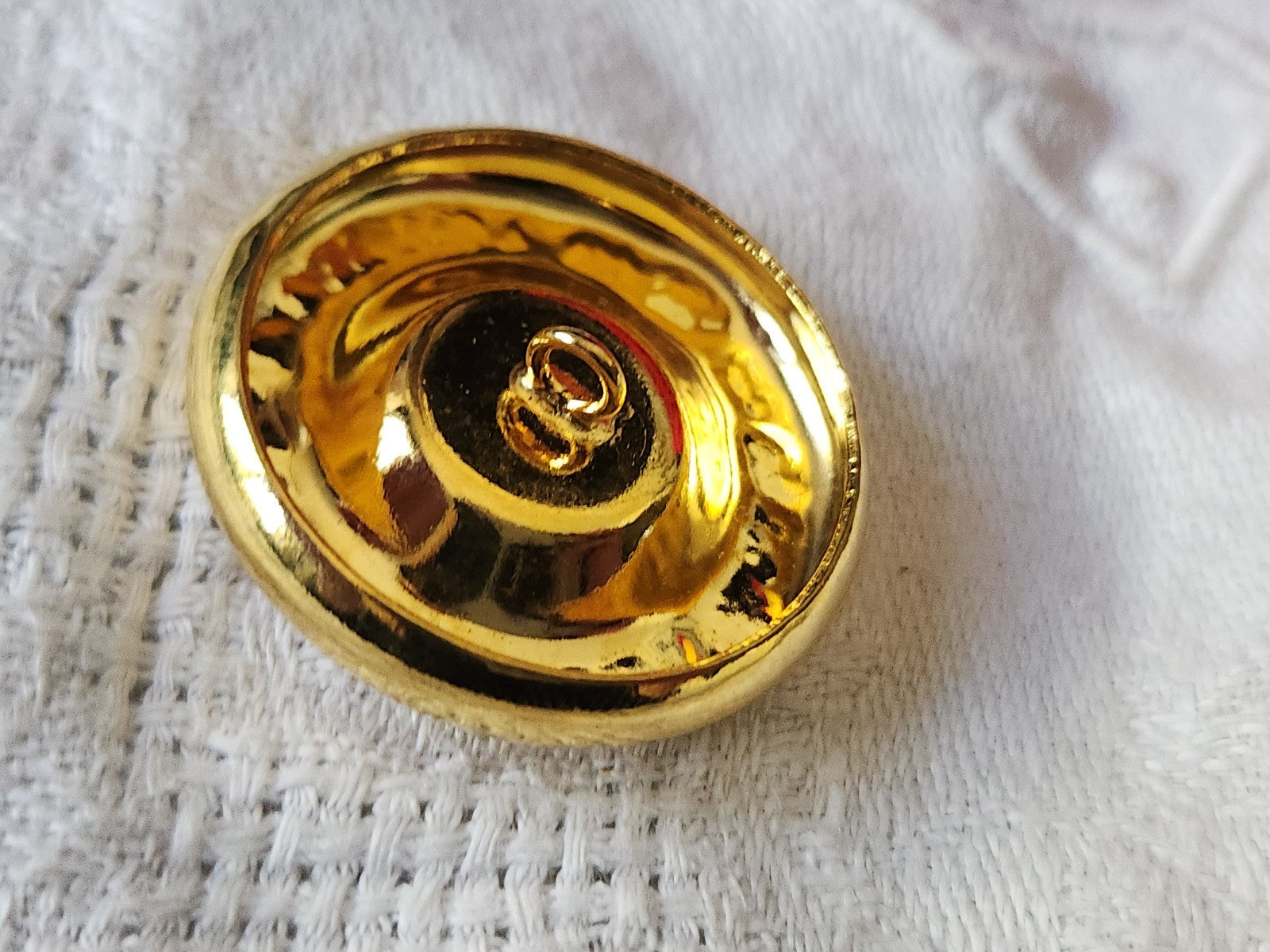 Gros bouton vintage en métal doré strass resine orange 3,1 cm G18N
