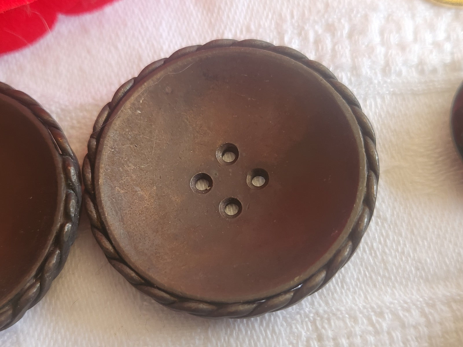 Duo gros boutons vintage en métal incurvé mat xxl 3,6 cm ref 2772