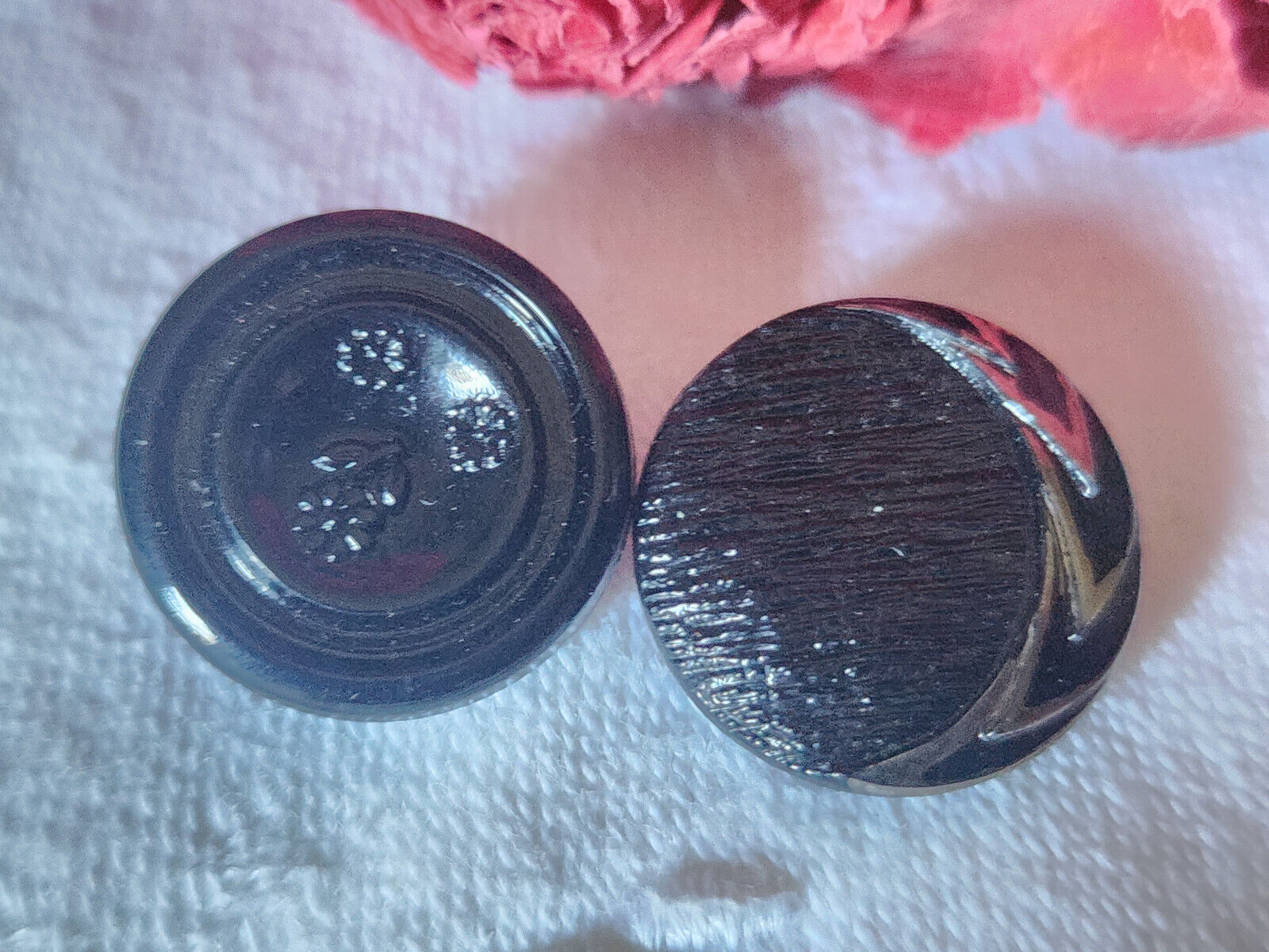 Duo boutons anciens en verre noir travaillé vintage pied  1,7 cm D5H