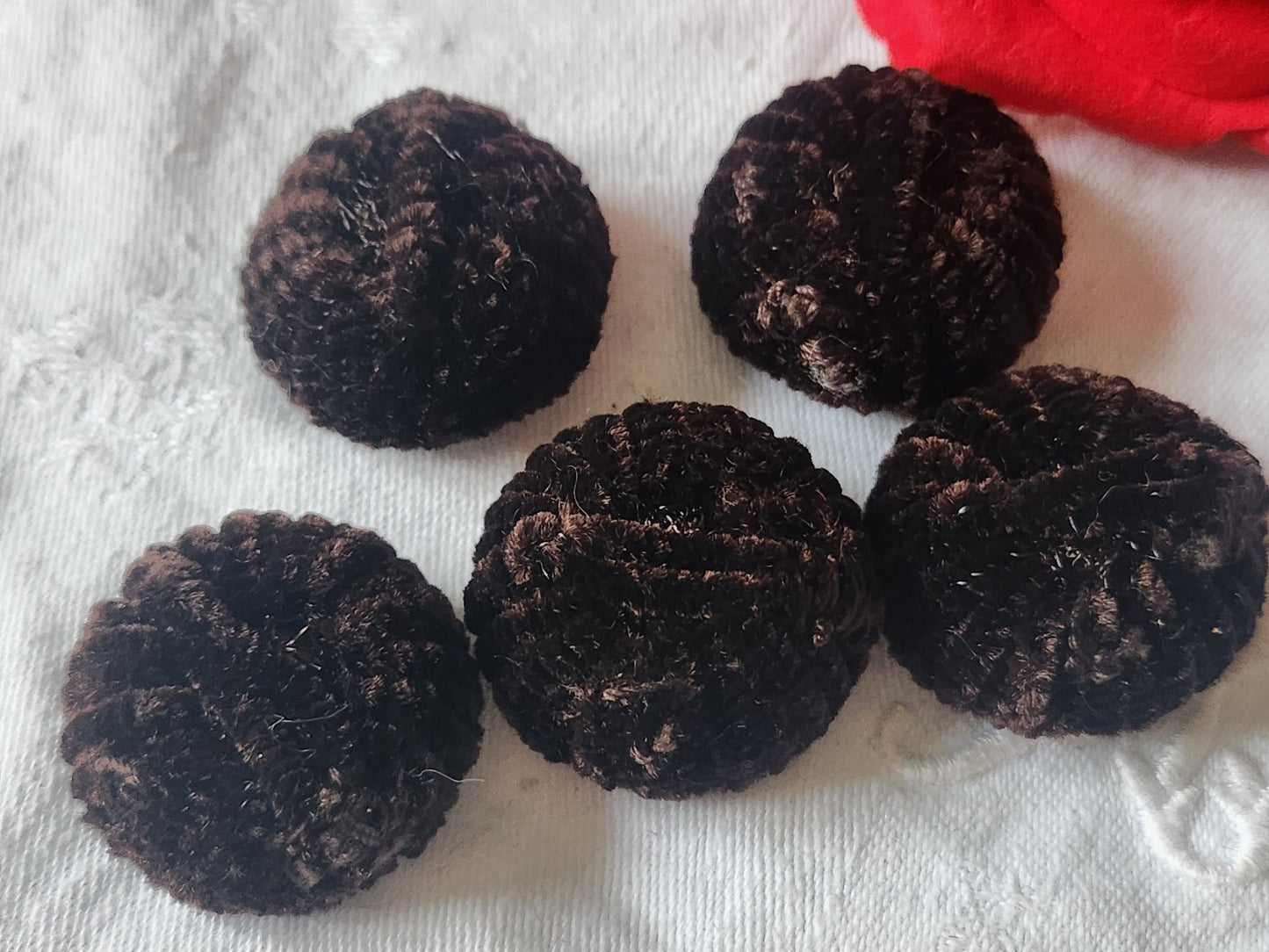 Lot 6 boutons anciens passementerie prune/marron 3,1 cm ref 3541