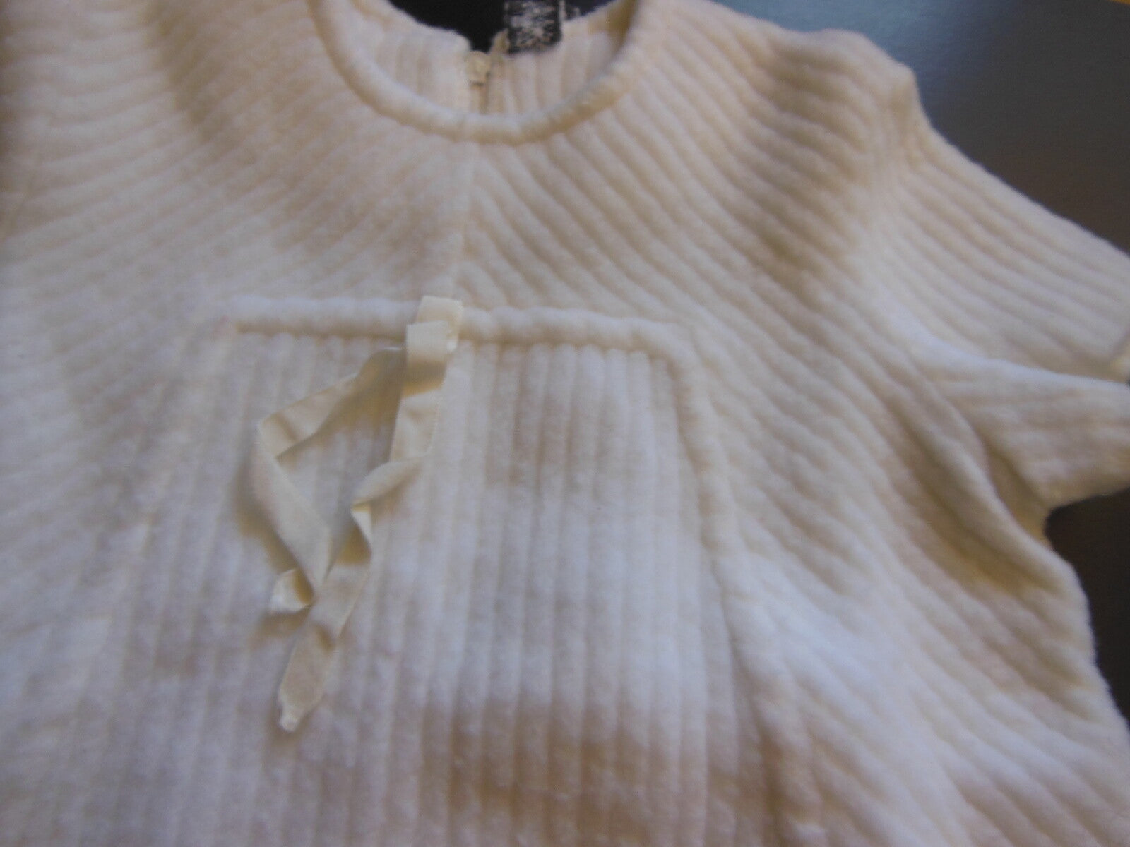 Petite robe ancienne enfant poupée blanc épaisse pur vintage B4