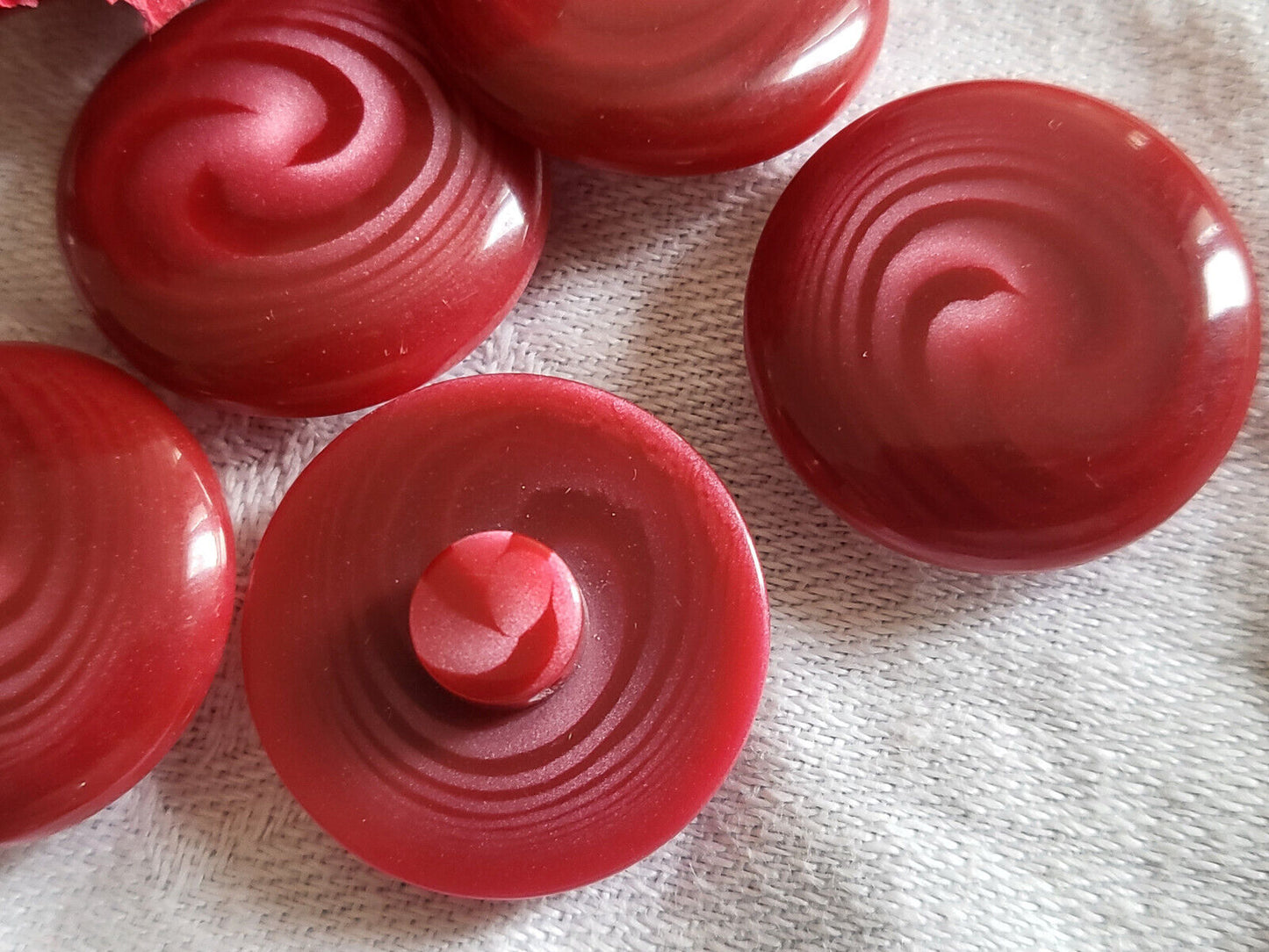 lot 5 boutons vintage Framboise camaieu veiné à pied 2,2 cm ref 2965