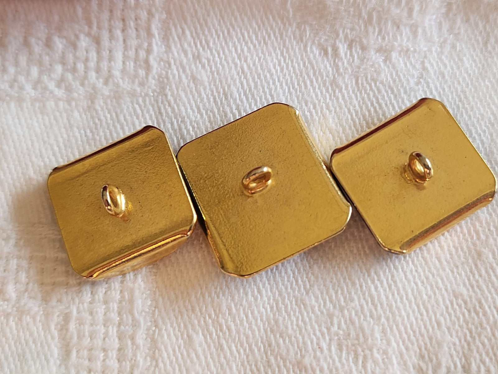 Trio boutons vintage en métal bleu vert pied 1,5 sur 1,6 cm et 1,7 sur 1,9  D7D