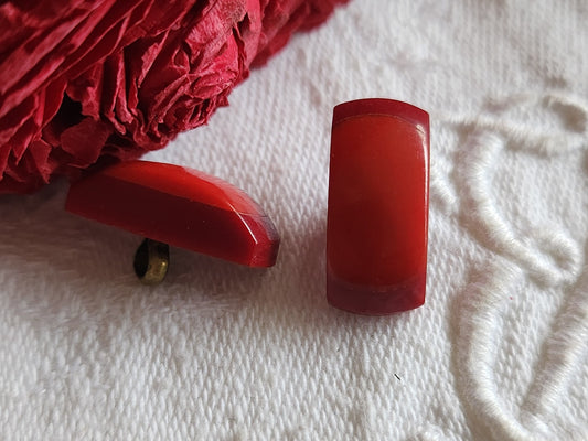 Collection duo boutons anciens art deco bicolore rouge laiton 0,7 sur 1,7 cm G7A