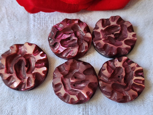 Lot 5 boutons anciens en nacre épais rose 2,5 et 2,7 cm (1 seul)  ref 3791