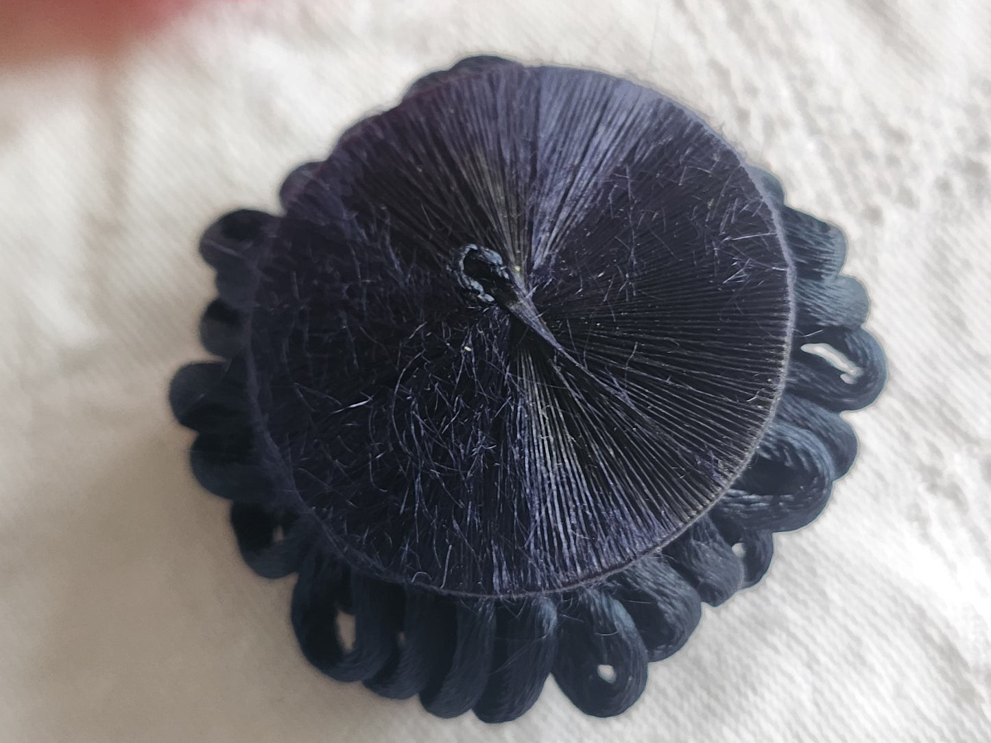 Haute couture gros bouton ancien passementerie bleu 4,4 cm ref 2674