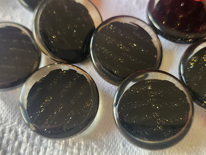 Lot 8  boutons vintage paillette noir doré pied 1,9 cm ref 3763