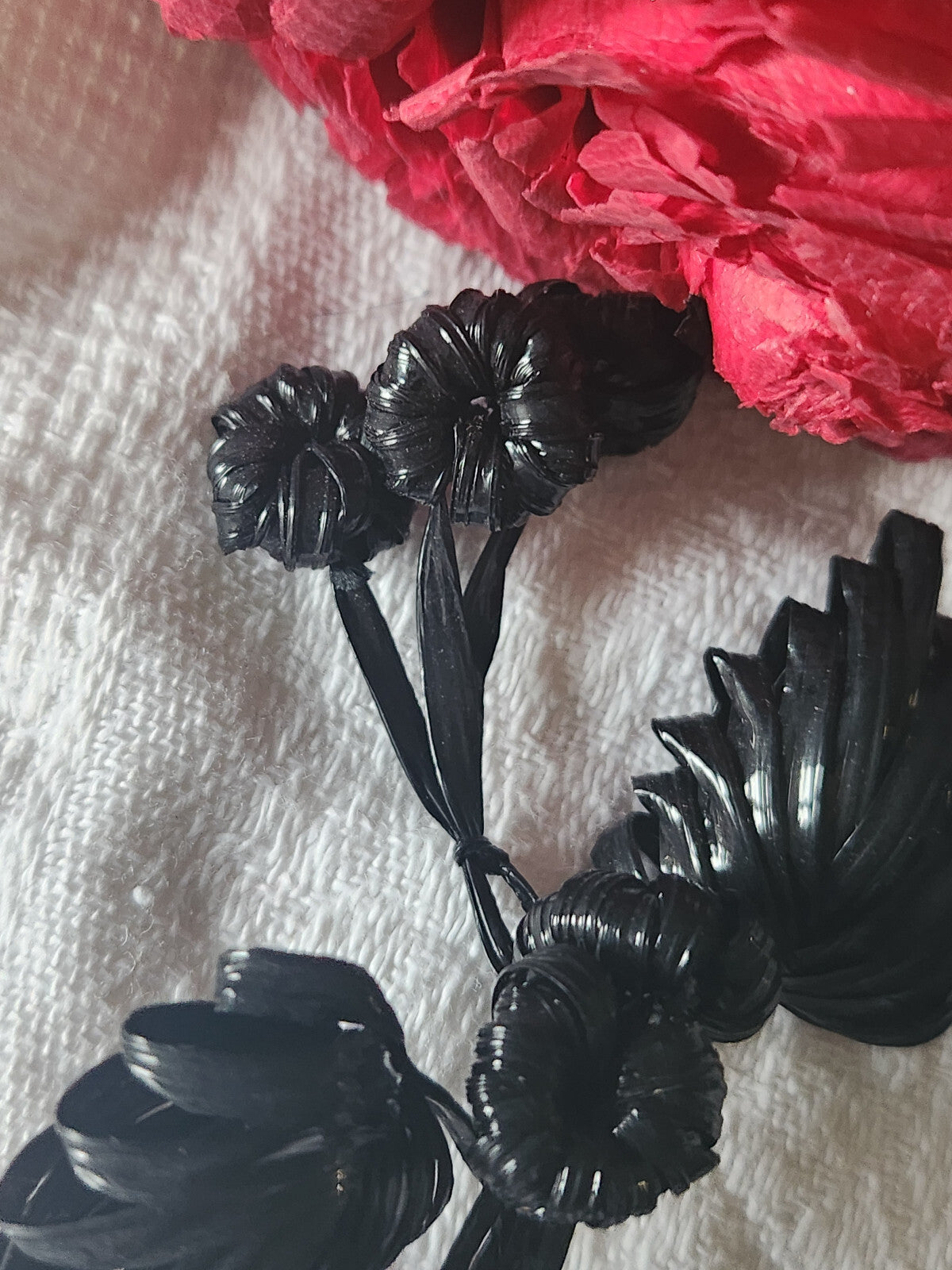 Petit bouquet ancien noir original fait main modiste chapeau vintage T0-25