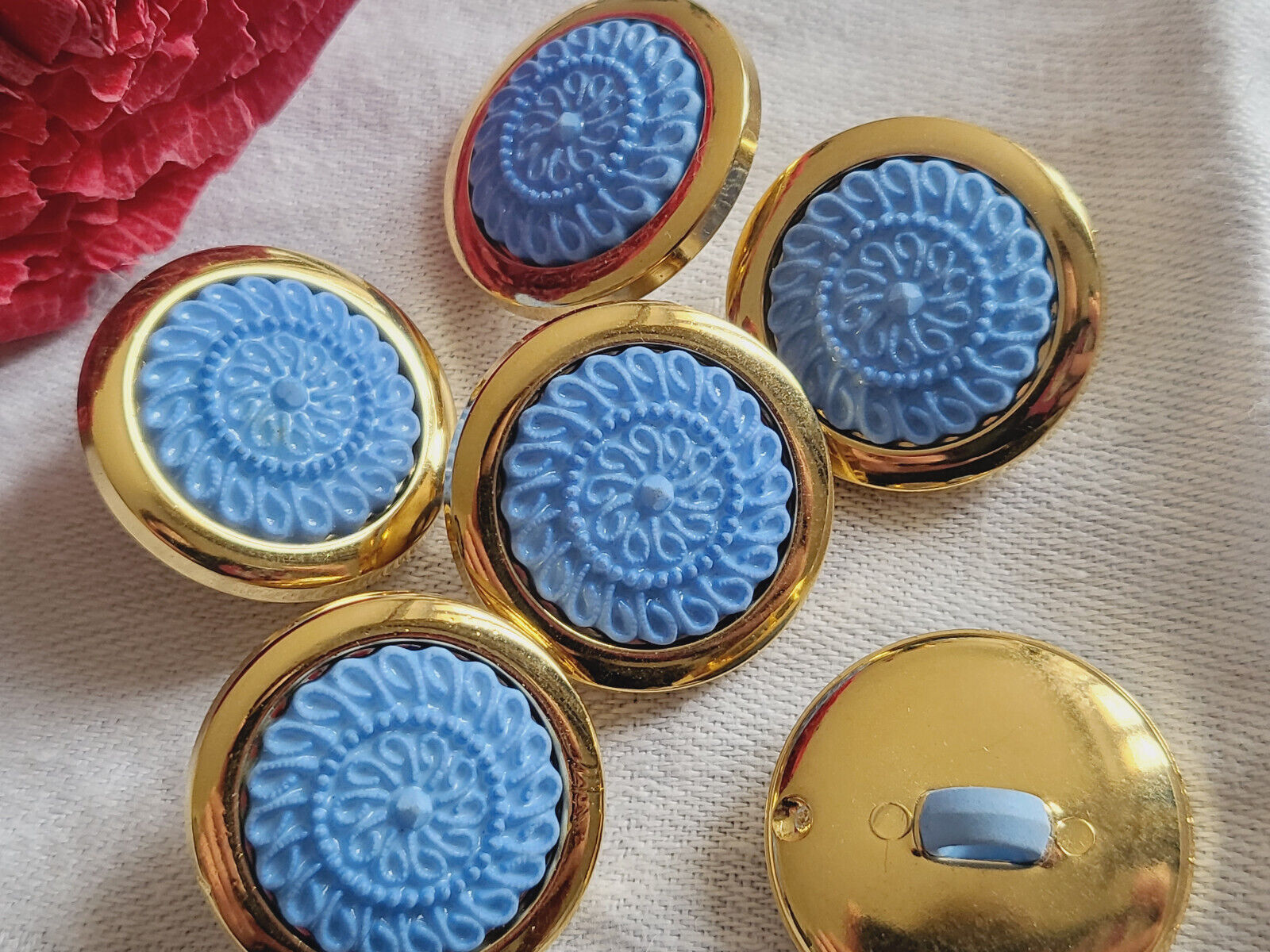 Lot 6 boutons vintage année 90 doré bleu acrylique pied 2,3 cm ref 830