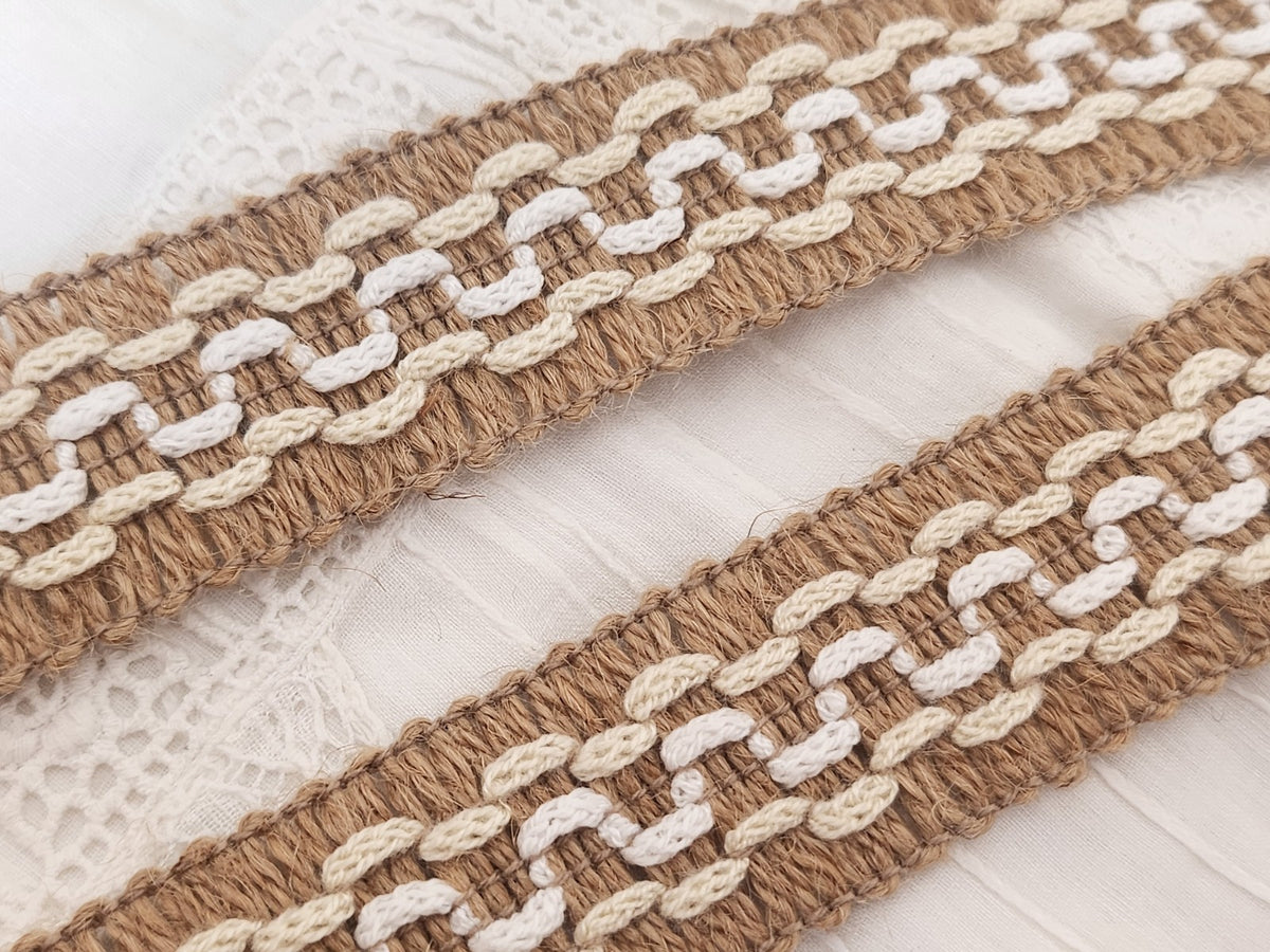 Galon vintage marron crème blanc large 4 m 80 sur3  cm A2