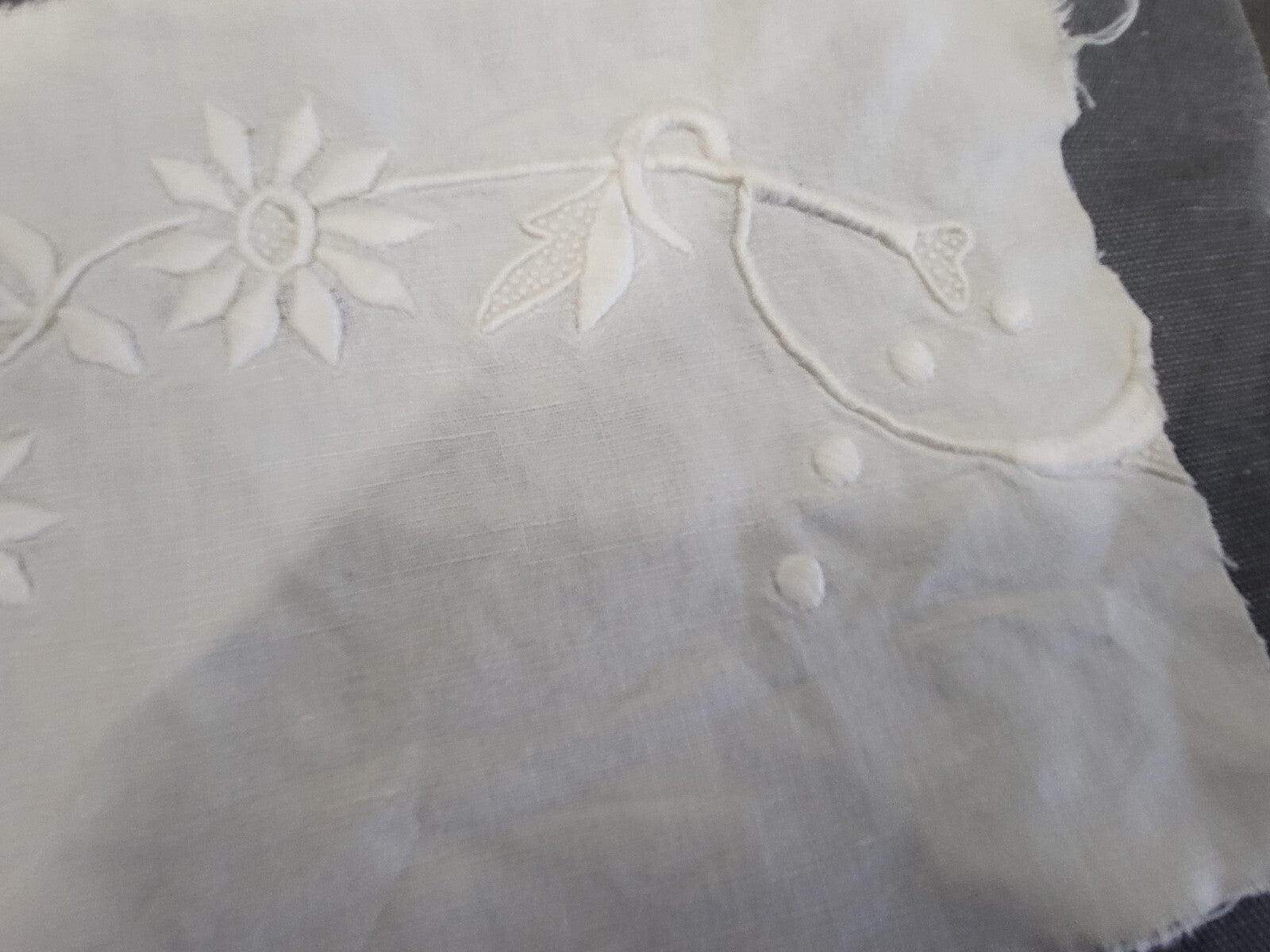 longue broderie ancienne feston pour création incrustation 24 cm  B6