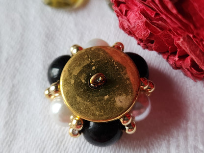 Bouton vintage  métal torsade perle en verre noir parurier  2,6 cm ref 3240