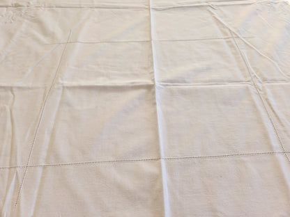 Ancienne housse d'édredon broderie froufrou petit jour B6