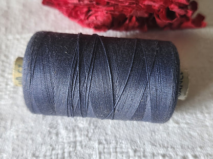 Grosse bobine ancienne fil bleu 26  grammes  couture mercerie ancien  T1