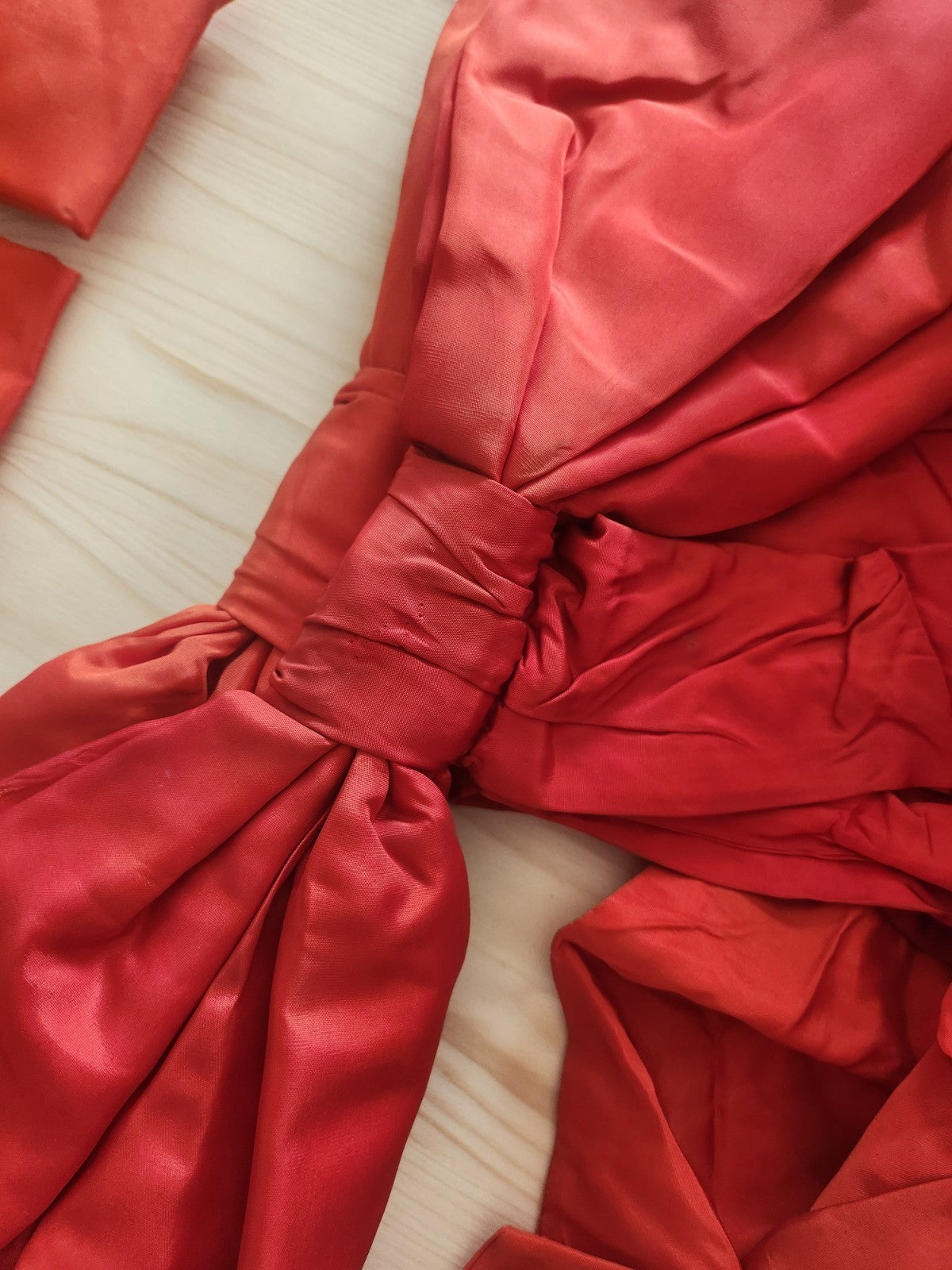 Lot de 12 énormes nœuds anciens déco robe a nettoyer B0
