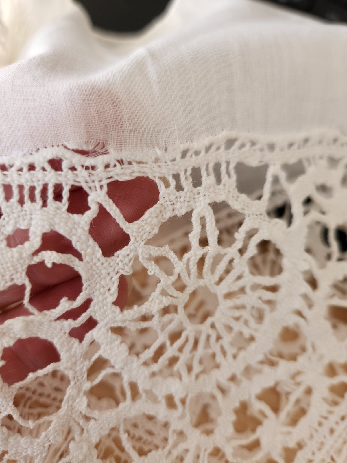 Joli abat jour ancien ouvrage de dame dentelle broderie frange B8