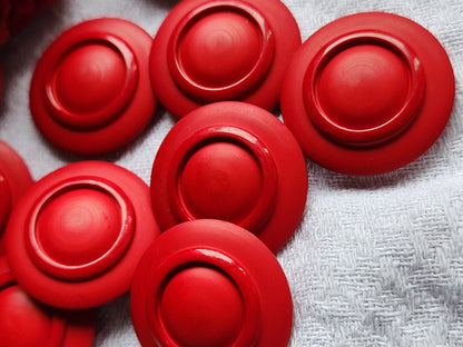 Lot 5  gros boutons vintage rouge à pied 2,7 cm ref 3467