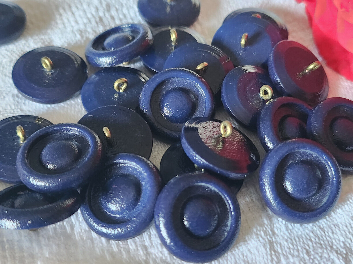 Lot 6 boutons vintage bleu foncé effet verni pied métal 1,8 cm ref 773