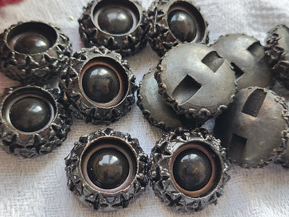 Lot 5 boutons vintage noir marron travaillé  à pied 1,9 cm ref 1423