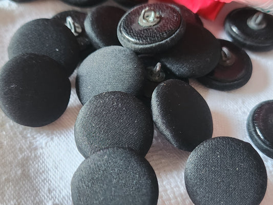 Lot 6 boutons anciens noir  tissu dos en cuir pied 2 cm ref 1974