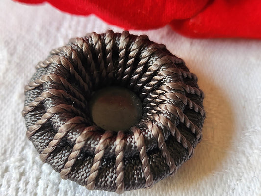 Boutons ancien passementerie gris travaillé gros 3,1 cm ref 753