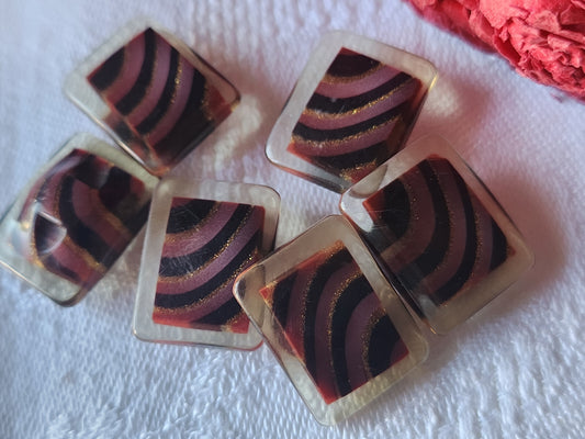 Lot 6 boutons vintage rouge inclusion scintillant pied 1,4 sur 1,8 cm ref 2782