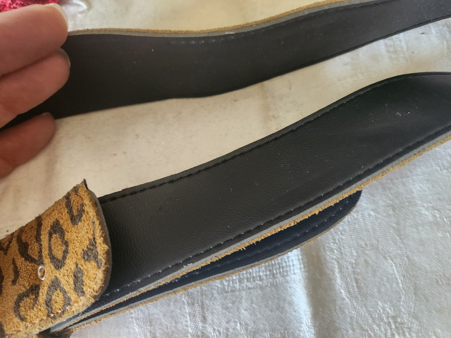 Ceinture ancienne vintage leopard daim marron 80 cm à 90 cm A4