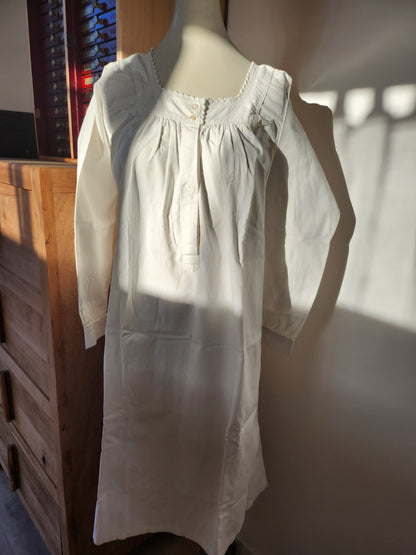 Chemise de nuit ancienne  monogramme BM longue manche B8