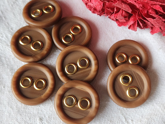 Lot 8 boutons vintage marron oeillet doré imiation bois mat 2,2 cm ref 6024