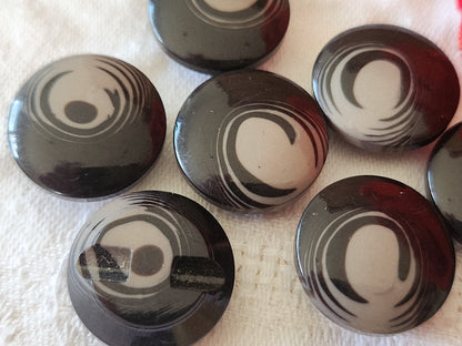 Lot 7 boutons vintage noir gris/marron pied 1,9 cm ref 3892