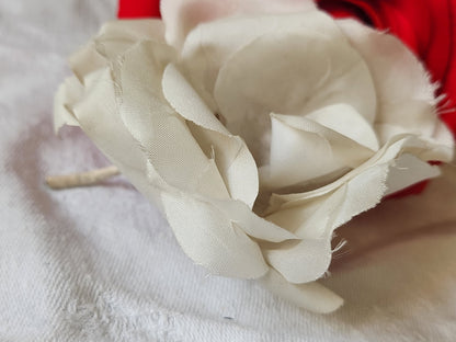 Fleur ancienne  sur broche blanche modiste chapeau  8,5 cm T0-11