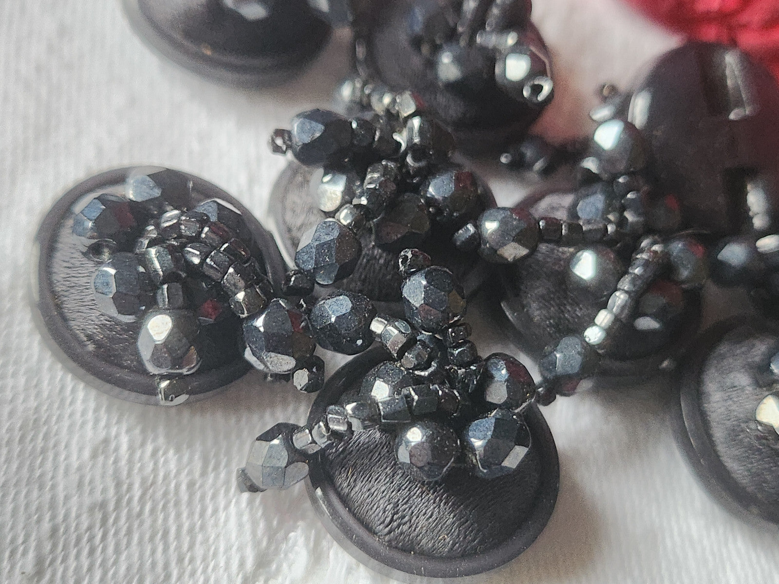 Collection lot 6 boutons  passementerie gris pendants perlé  1,7 cm ref 3828