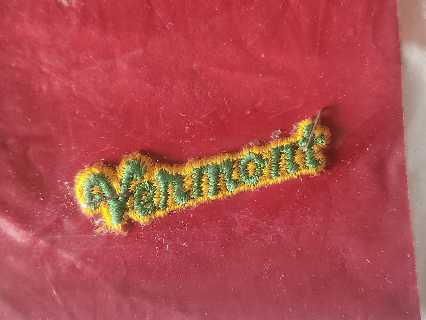 Ancien patch vintage thermocollant "vermont" broderie customisation