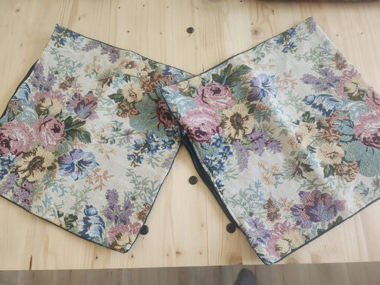 Lot 2 petites taies  anciennes vintage tapisserie fleur fait main 33 cm B5