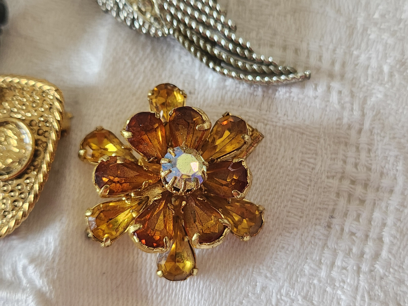 Lot 4 broches anciennes pour reparation recup detournement et une BO