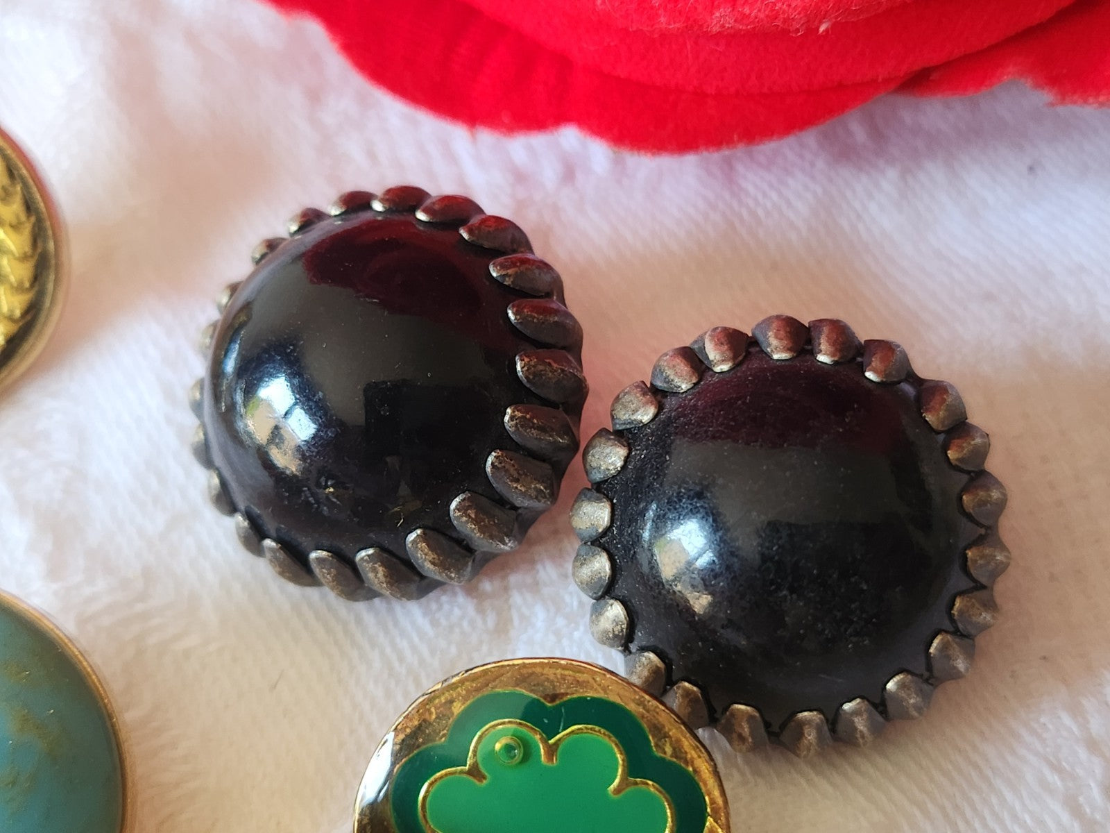 Lot 10 boutons vintage en métal  duo panaché 1,6 à 2,2 cm ref 6053