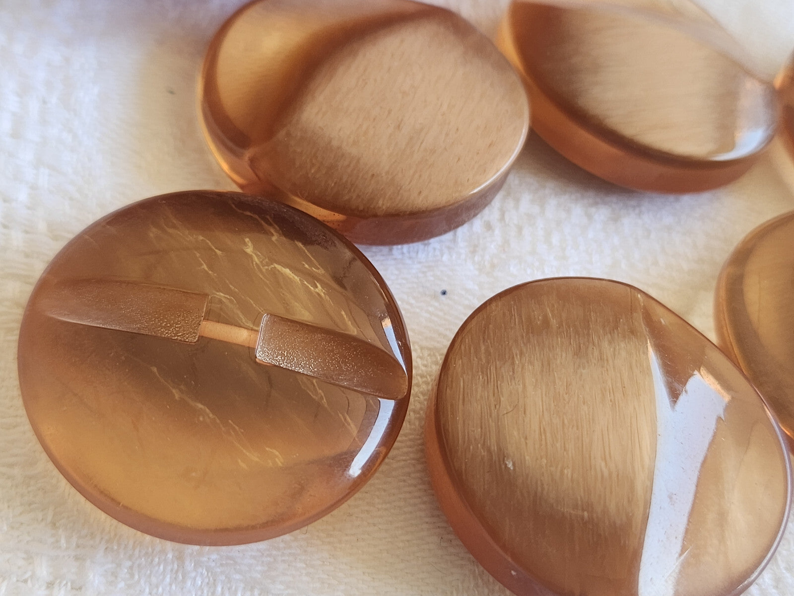 Lot 6 gros boutons vintage marron transparent épais lourd 3 cm ref 550