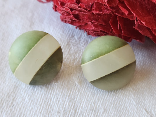 duo boutons anciens en verre dépoli vert vintage parurier 1,6 cm G15H