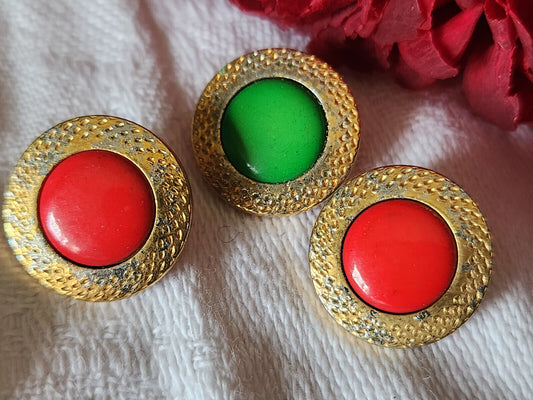 Trio boutons en métal argenté et doré vert rouge 1,5 cm G4B