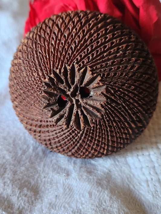 Collection XXL énorme bouton vintage volumineux marron strié 5,1 cm ref 7017